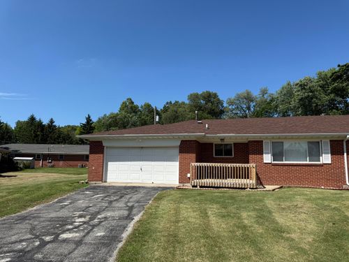 1124 Pam Dr, Chesterton, IN, 46304-1425 | Card Image
