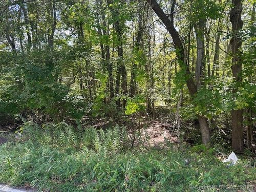 87 Fort Shantok Rd, Uncasville, CT, 06382-1301 | Card Image