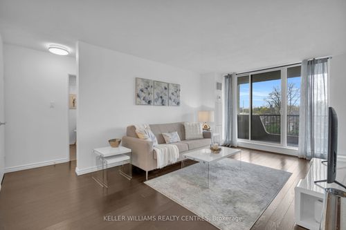 407-7811 Yonge St, Thornhill, ON, L3T4S3 | Card Image
