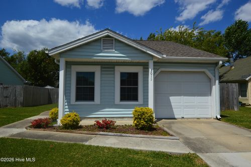 3011 Foxhorn Rd, Jacksonville, NC, 28546-6927 | Card Image