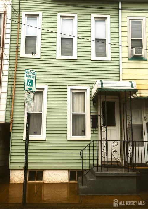 326 Jersey St, Trenton, NJ, 08611-3114 | Card Image