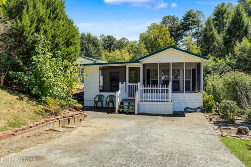612 Whistling Swan St, Townsend, TN, 37882-3050 | Card Image
