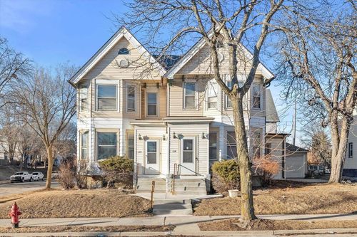 140-138 W Chambers Street, Milwaukee, WI, 53212 | Card Image