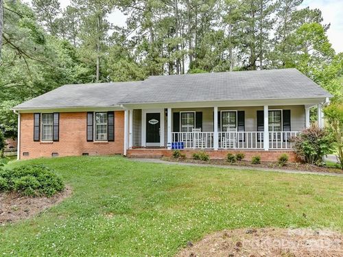 7115 Powder Mill Pl, Charlotte, NC, 28277-9184 | Card Image