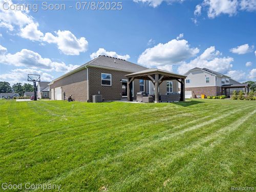 1295 Brookline Ct, Oakland, MI, 48363-1695 | Card Image