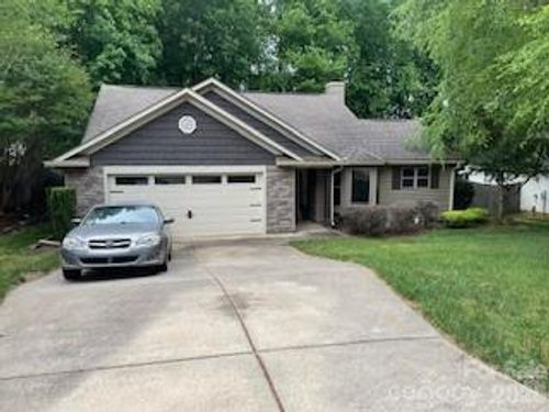 529 Lisa Carol Dr, Mooresville, NC, 28115-7903 | Card Image