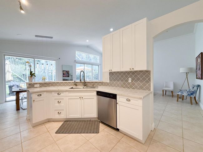 4803 Nw 59 Th Ct, House other with 3 bedrooms, 2 bathrooms and null parking in Coconut Creek FL | Image 5
