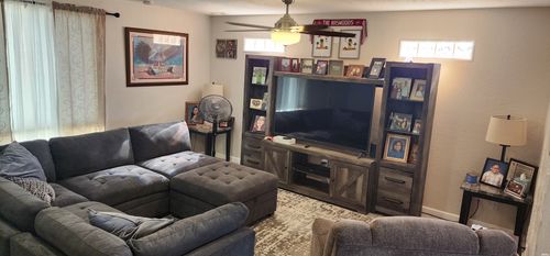 813 E Morgan Ave, Gallup, NM, 87301-5536 | Card Image