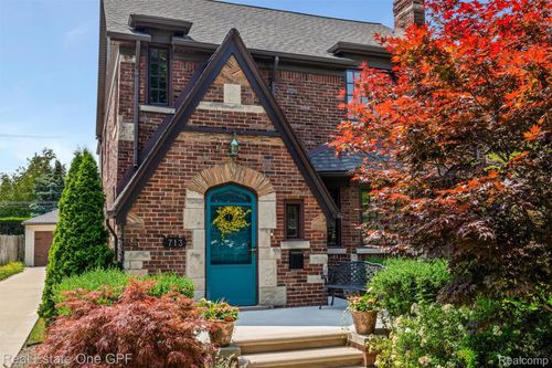 713 University Pl, Grosse Pointe, MI, 48230-1260 | Card Image