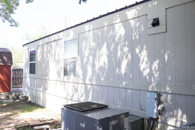 144 Shafter Rd, House other with 3 bedrooms, 2 bathrooms and null parking in Brackettville TX | Image 19