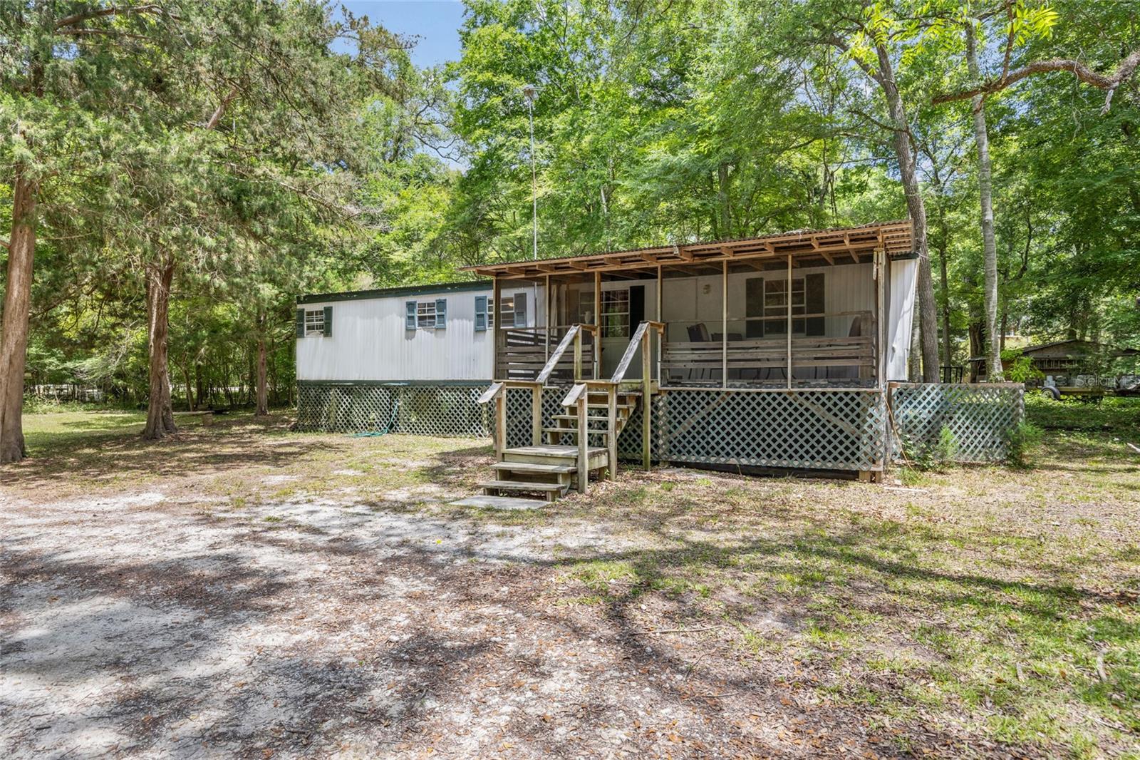 Meridian Ct, Fort White, FL 32038