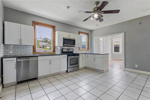 apt-1-11 Roosevelt St, North Providence, RI, 02904-5500 | Card Image