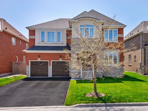 27 Scarlet Way, Bradford, ON, L3Z0T4 | Card Image