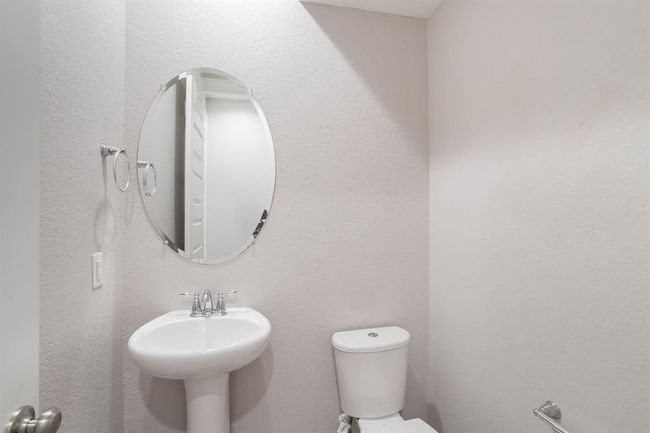 9917 Brickhouse Dr, House other with 3 bedrooms, 3 bathrooms and 2 parking in Houston TX | Image 16