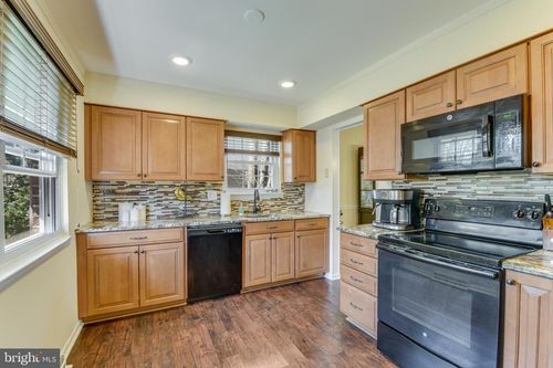 2820 Aspen Hill Rd, PARKVILLE, MD, 21234-2143 | Card Image