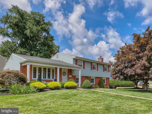 239 Louise Dr, Morrisville, PA, 19067-4829 | Card Image