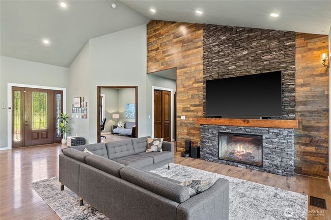 1550 Old Cedars Rd, House other with 4 bedrooms, 3 bathrooms and 3 parking in Cle Elum WA | Image 10