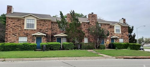 3225 Cortez Dr, Fort Worth, TX, 76116-4911 | Card Image