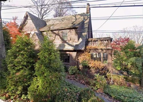 280 Douglas Rd, Staten Island, NY, 10304-1526 | Card Image