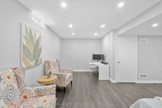31 Sedgeway Hts, House attached with 3 bedrooms, 4 bathrooms and 3 parking in Vaughan ON | Image 46