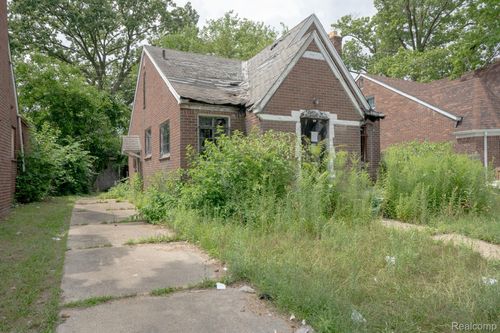 16273 Woodingham Dr, Detroit, MI, 48221-4919 | Card Image