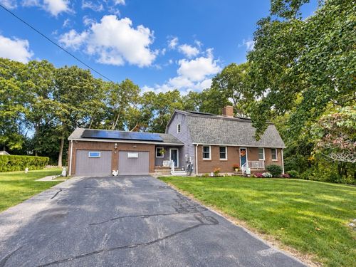 3 Concord Court, Westerly, RI, 02891 | Card Image