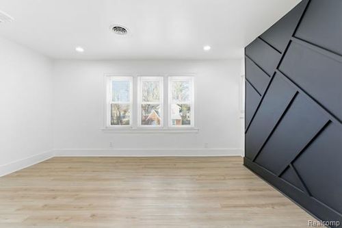 16230 Indiana St, Detroit, MI, 48221-4924 | Card Image