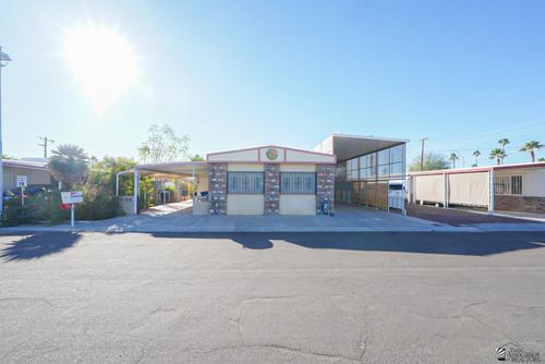 33 W Teton Dr, Yuma, AZ, 85365-4144 | Card Image