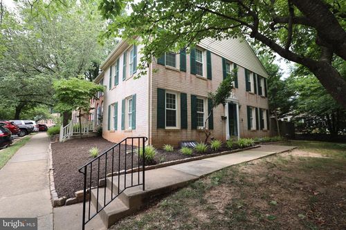 2400 Ansdel Ct, RESTON, VA, 20191-3024 | Card Image