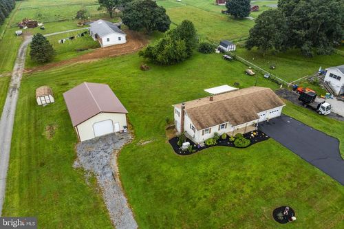 3707 Newark Rd, COCHRANVILLE, PA, 19330-9646 | Card Image
