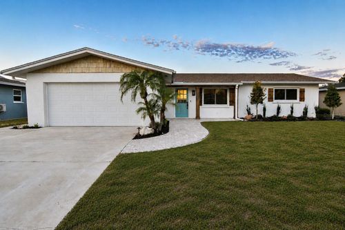 2902 23rd Ave W, BRADENTON, FL, 34205-3038 | Card Image