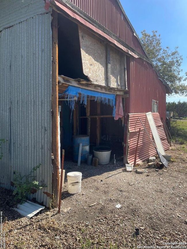 188 De La Fuente Rd., House other with 2 bedrooms, 2 bathrooms and null parking in Blanco TX | Image 9