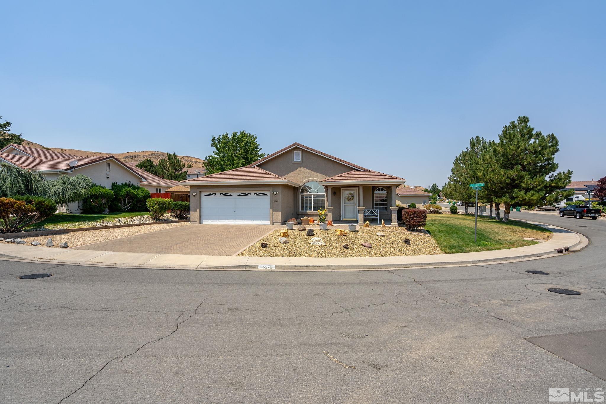 Largo Dr, Sparks, NV 89436