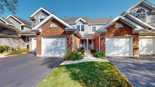 2026 N Stillwater Rd, Arlington Heights, IL, 60004-7287 | Card Image