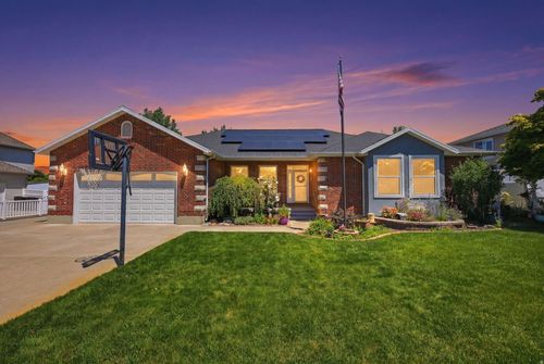 562 W 1400 N, West Bountiful, UT, 84087-1209 | Card Image