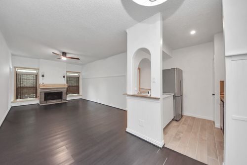 7-10047 Westpark Dr, Houston, TX, 77042-5917 | Card Image