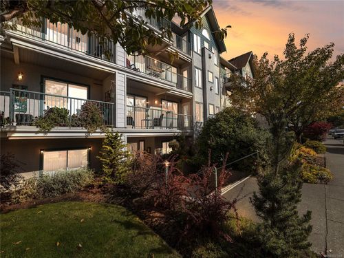 302-275 First St, Duncan, BC, V9L1R3 | Card Image