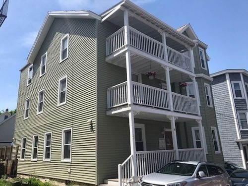 8 White Ave, Chestnut Hill, MA, 02467-1415 | Card Image