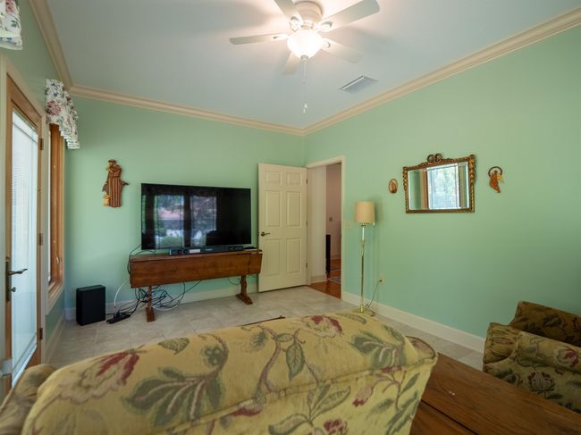 10262 Wildwood Cir, House other with 3 bedrooms, 2 bathrooms and null parking in Live Oak FL | Image 11