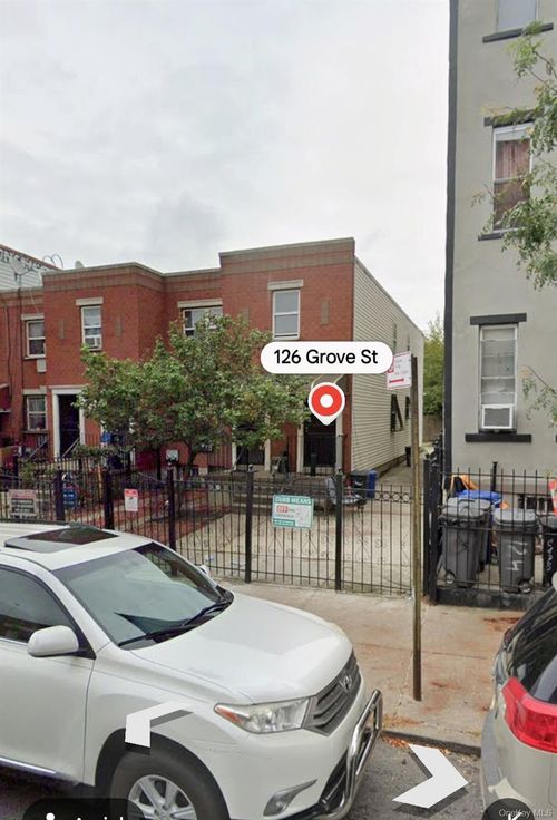 126 Grove St, Brooklyn, NY, 11221-4406 | Card Image