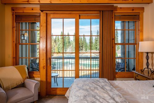 17-e-1389 Hearthstone Ct, Mccall, ID, 83638 | Card Image