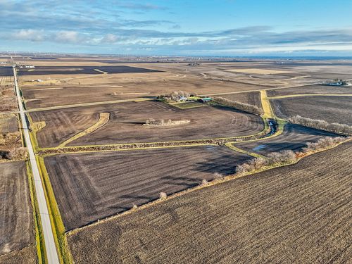 14202 E 3000 North Rd, Blackstone, IL, 61313-9646 | Card Image