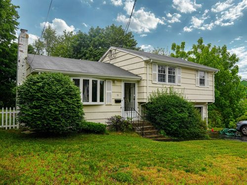 33 Hillside Rd, Braintree, MA, 02184-4104 | Card Image