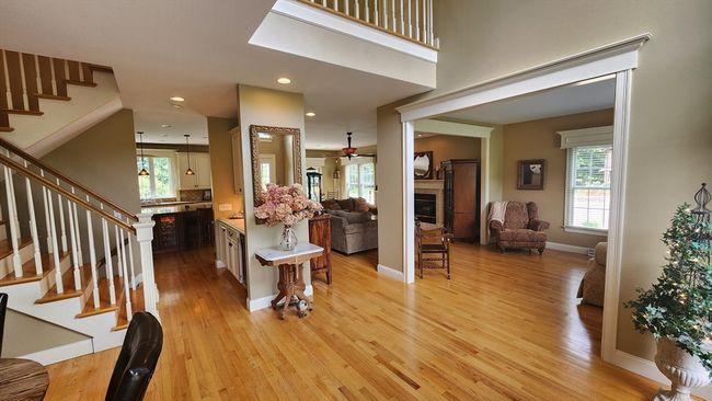 41 Christopher Dr, House other with 4 bedrooms, 3 bathrooms and 4 parking in Westfield MA | Image 5