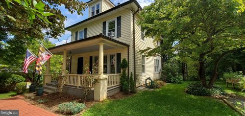 3 High St, BROOKEVILLE, MD, 20833-2515 | Card Image