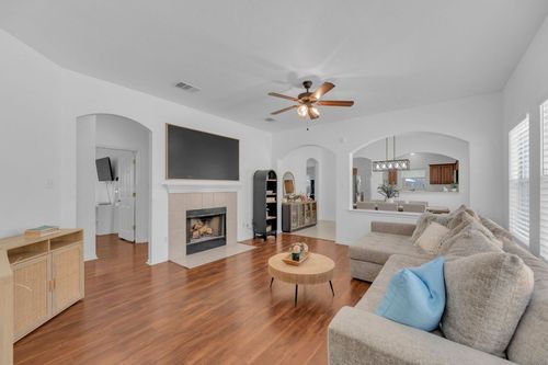 8901 Meridian Oak Ln, Austin, TX, 78744-7973 | Card Image
