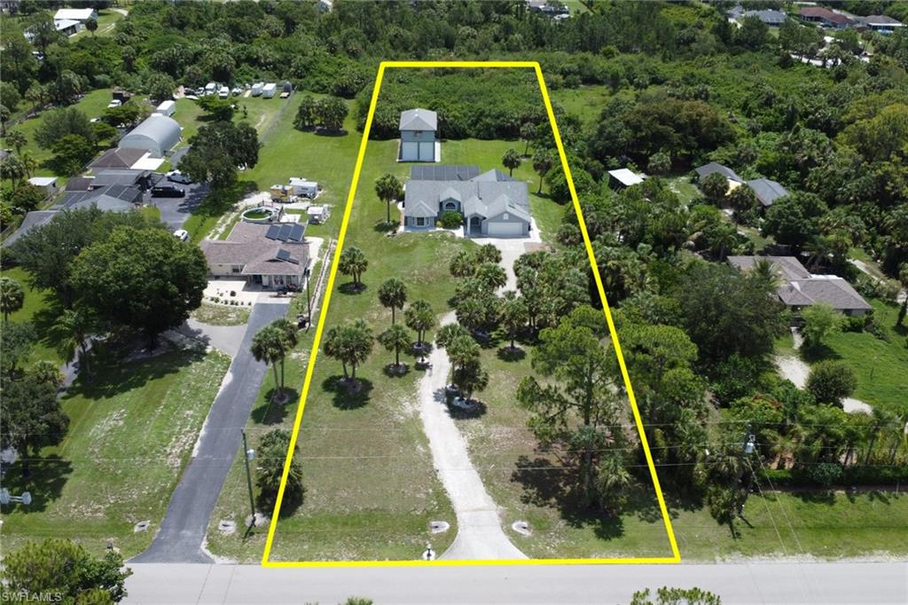 Residential in NAPLES 3