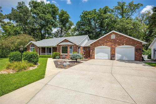 2310 N Raney St, Effingham, IL, 62401-4532 | Card Image