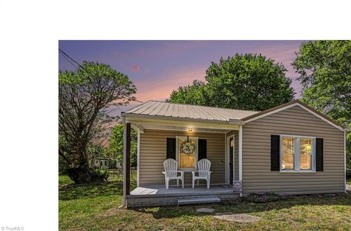 2357 Arnold Rd, Lexington, NC, 27295-7425 | Card Image