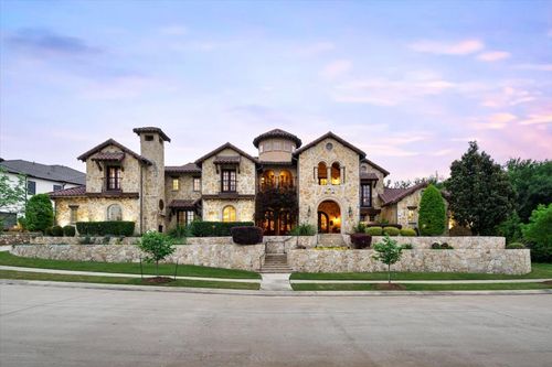 2504 Silver Table Dr, Lewisville, TX, 75056-5685 | Card Image